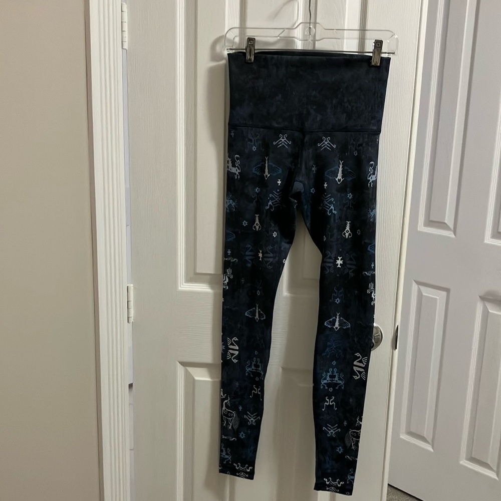 Pre-Own Joriki Yoga Pants. Size-S